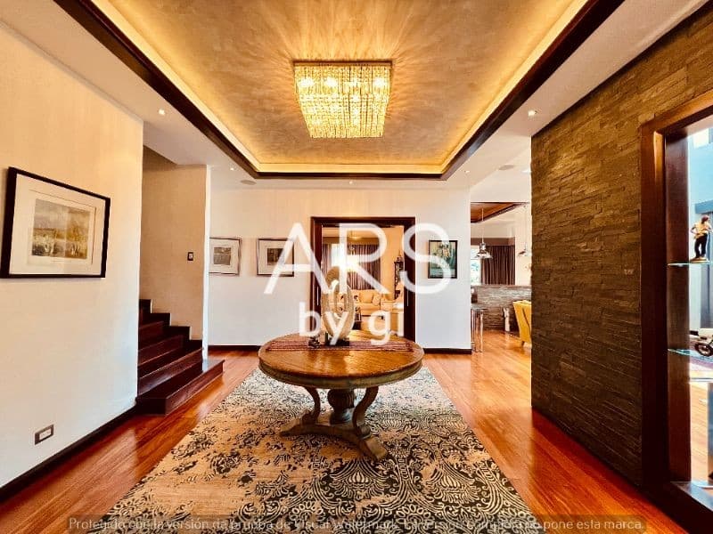 Lujoso Penthouse en zona 15