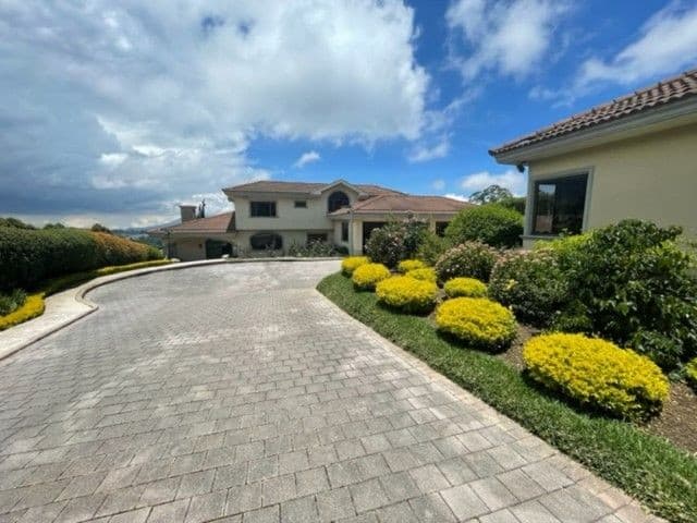 Casa en Km.18.5 CES
