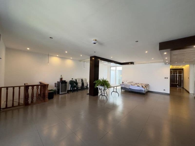 Venta Casa Zona 15 VH1
