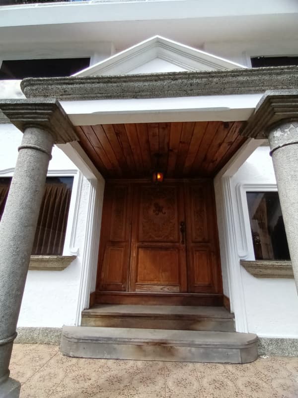 Vendo Hermosa y Amplia Casa en San Lucas
