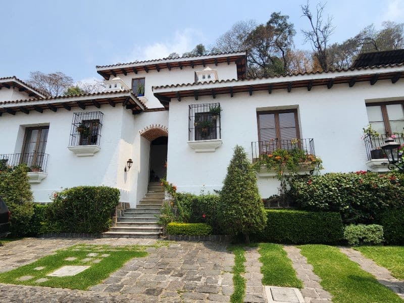RENTA DE CASA AMUEBLADA EN LA ANTIGUA