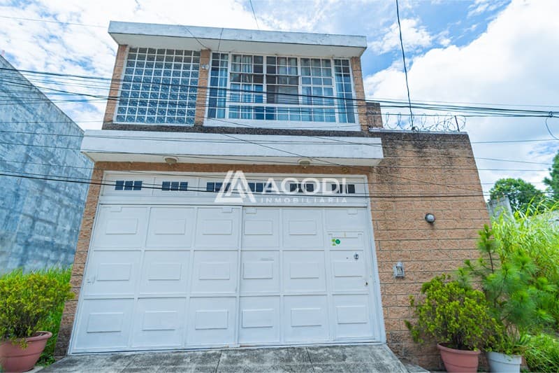 Casa en zona 17