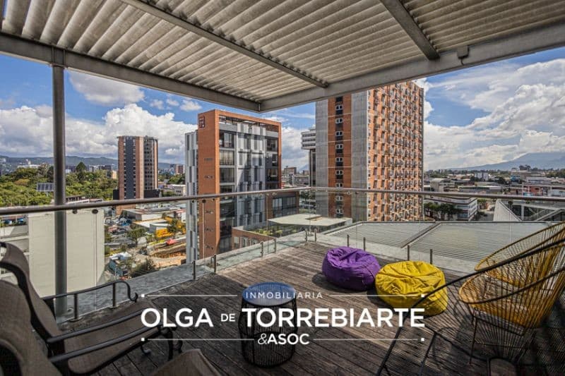 Apartamento con terraza en Quo, zona 4