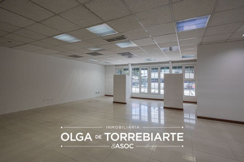 Oficina en Casa Veranda, zona 10