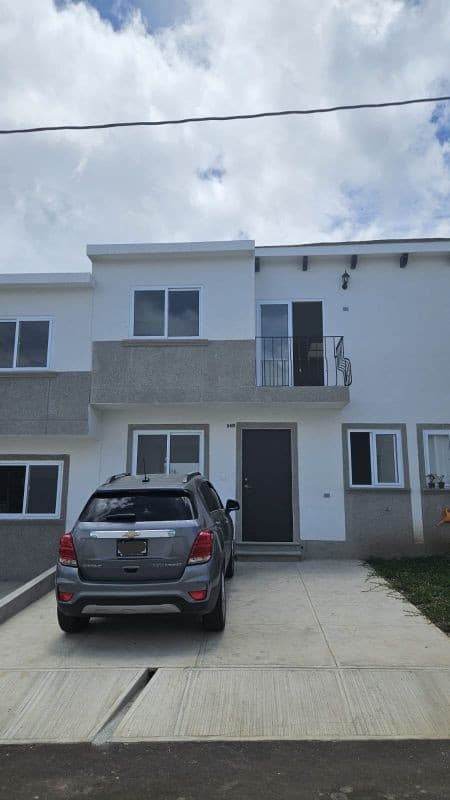 Casa en Renta Condado Florenza San José Pinula