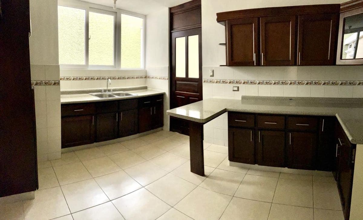 CASA VENTA SANTA MÓNICA 