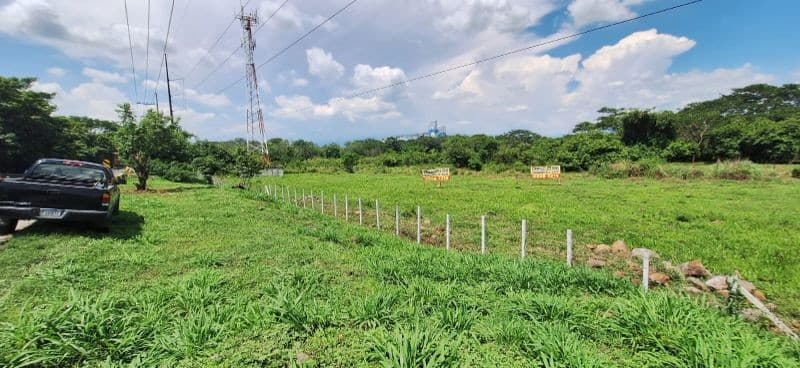 TERRENOS EN VENTA - Km 74 Autopista Palín escuintla de Sur a Norte