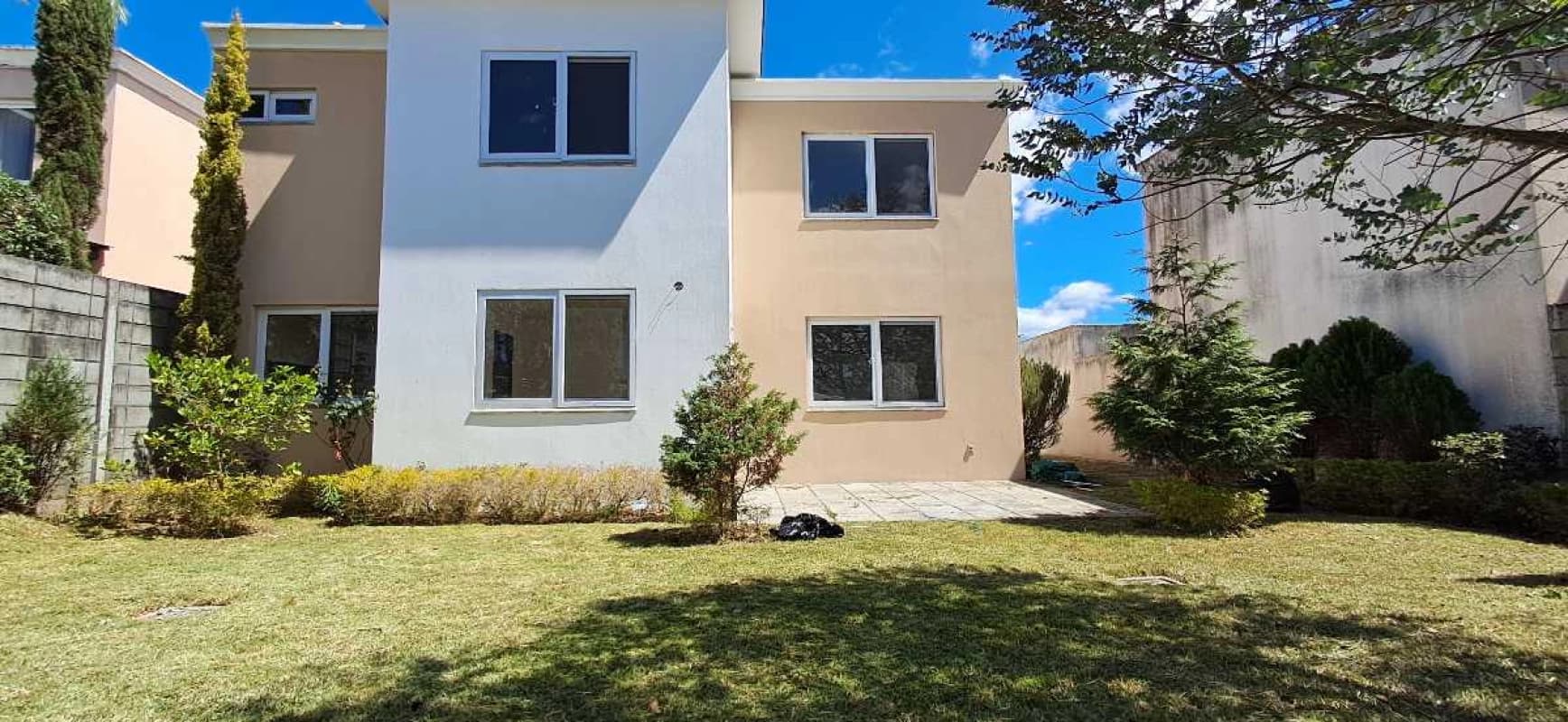 Casa en VENTA en La Fontana Km.25.5
