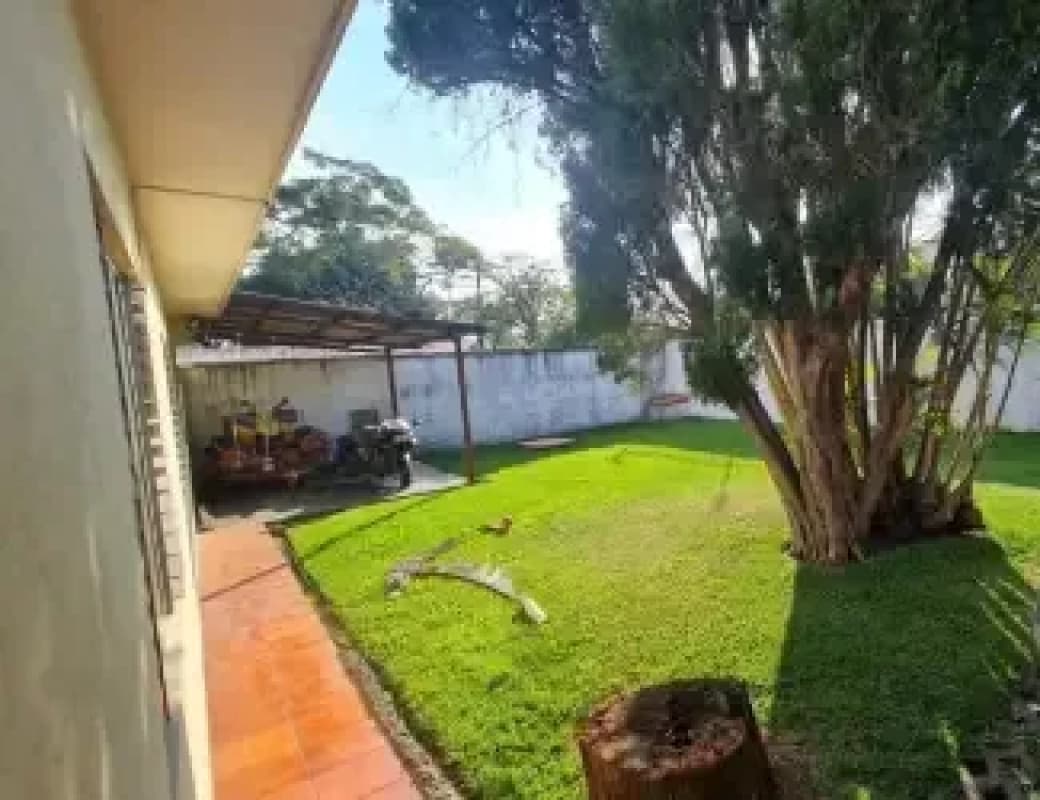 Vendo propiedad zona 11 Mariscal, ideal para desarrollo