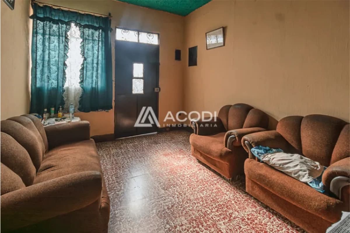 Casa en Calle Martí, zona 6