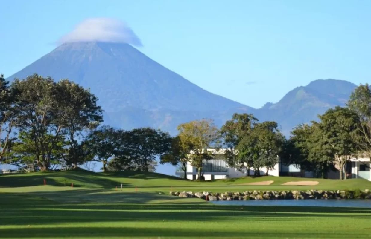 Casa en venta CLUB DE GOLF SAN ISIDRO Zona 16