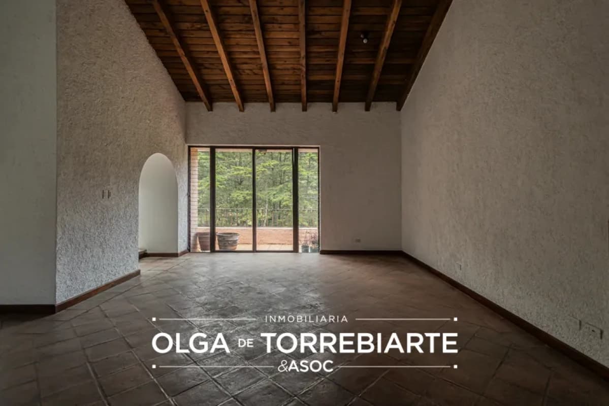 Townhouse en La Solana, Zona 15