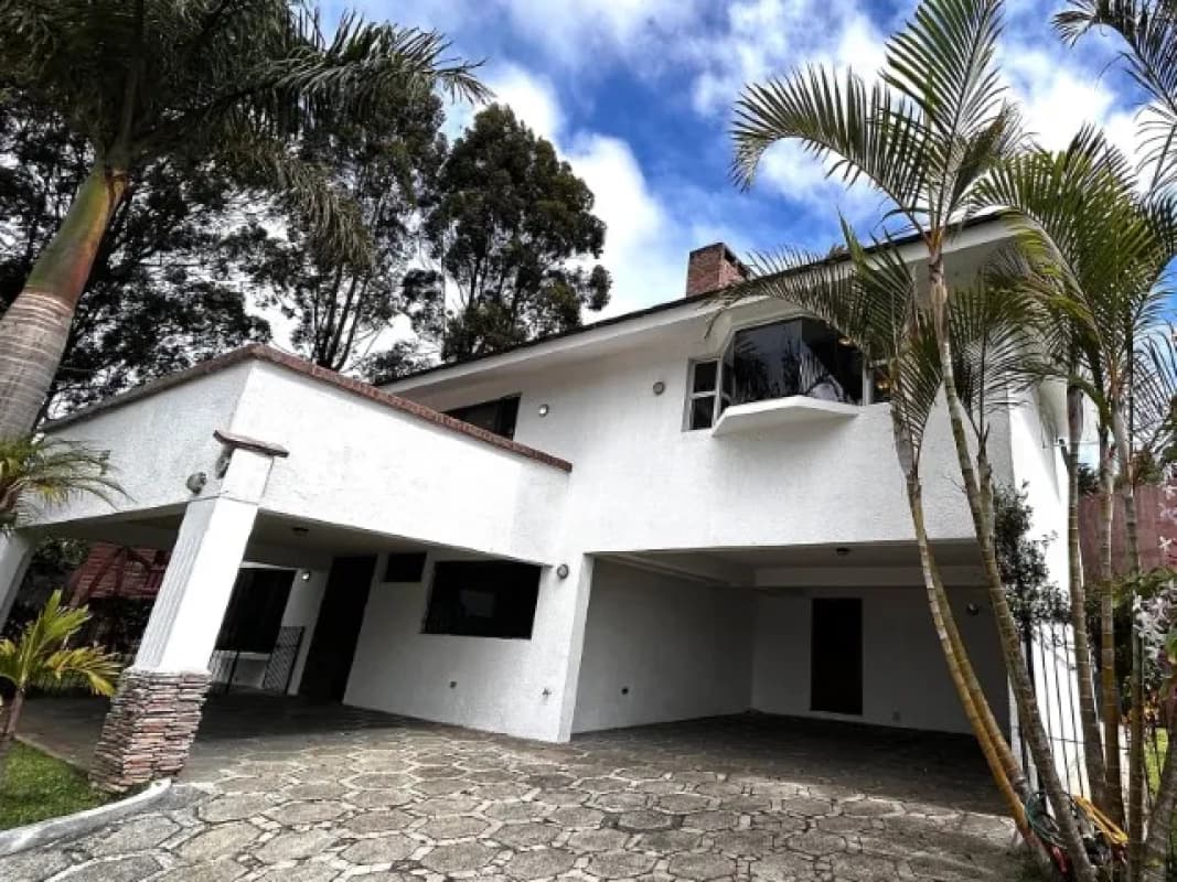 Casa en Jacarandas II, Muxbal