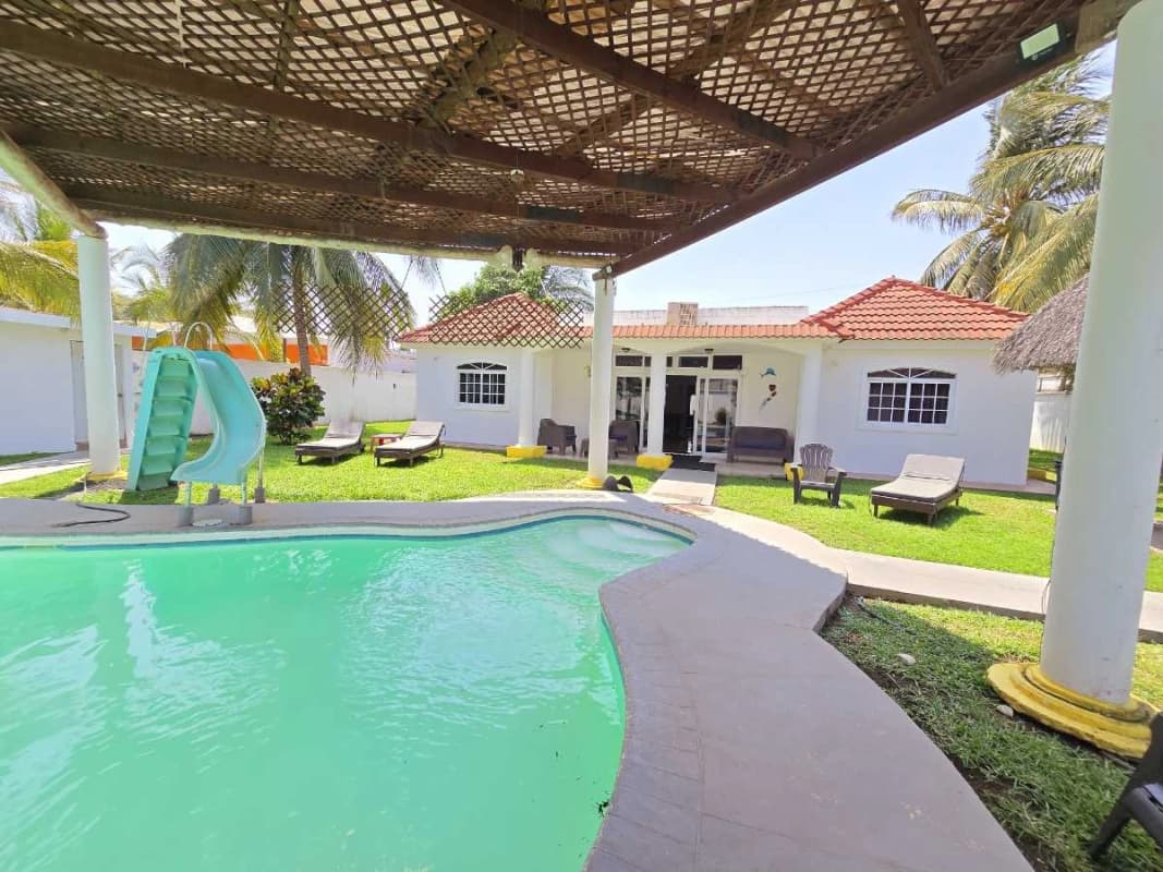 Chalet en Venta a 100 metros del mar