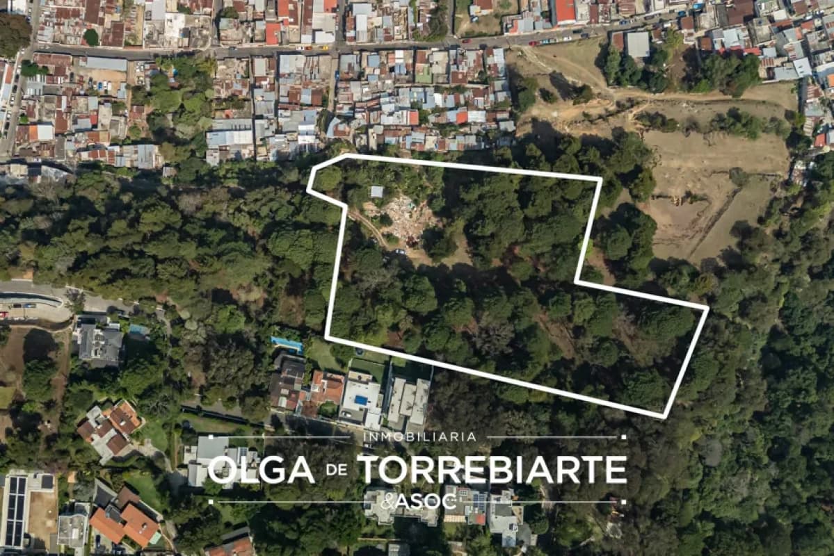 Terreno en Santa Catarina Pinula