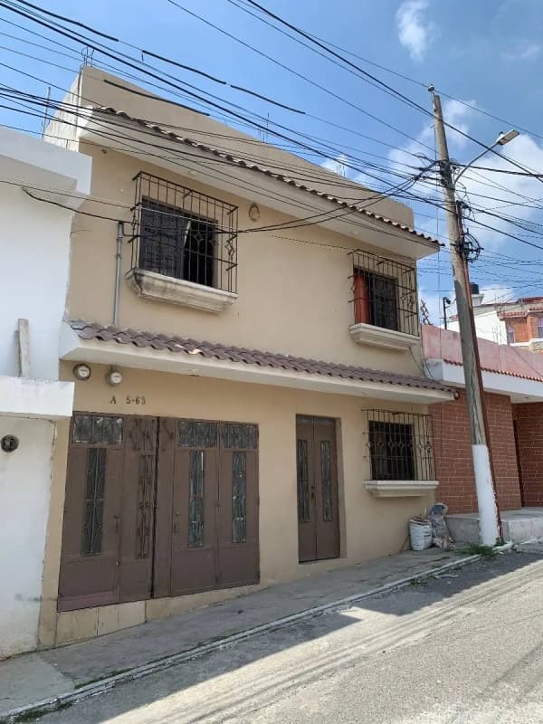 Casa en Venta  Colinas de Minerva zona 11 de Mixco