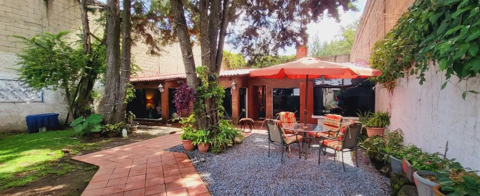 CASA EN VENTA EN ZONA 2 MIXCO PUEDE SER PARA USO COMERCIAL