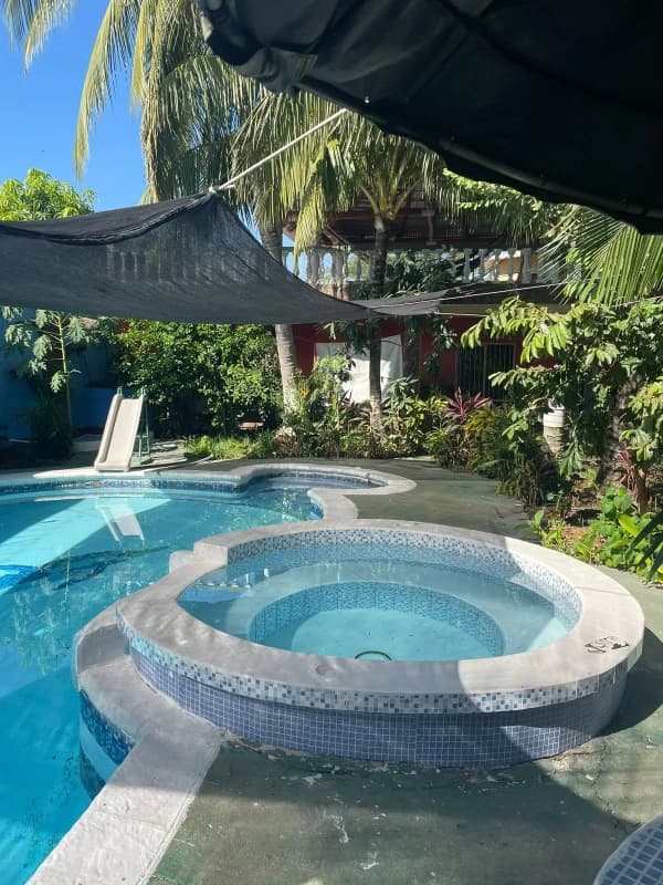 ¡Inversión de playa ideal para remodelar! 🏝️ Casa Vacacional en VENTA – Puerto Quetzal | Óptima para Airbnb