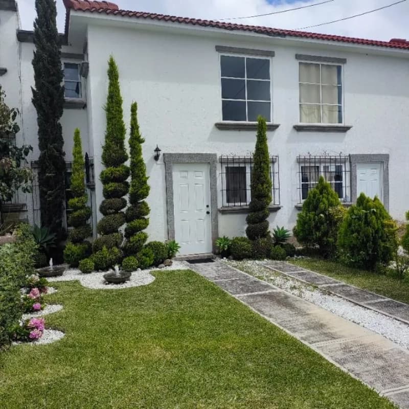 CASA EN VENTA EN RESIDENCIALES FUENTES DEL VALLE NORTE