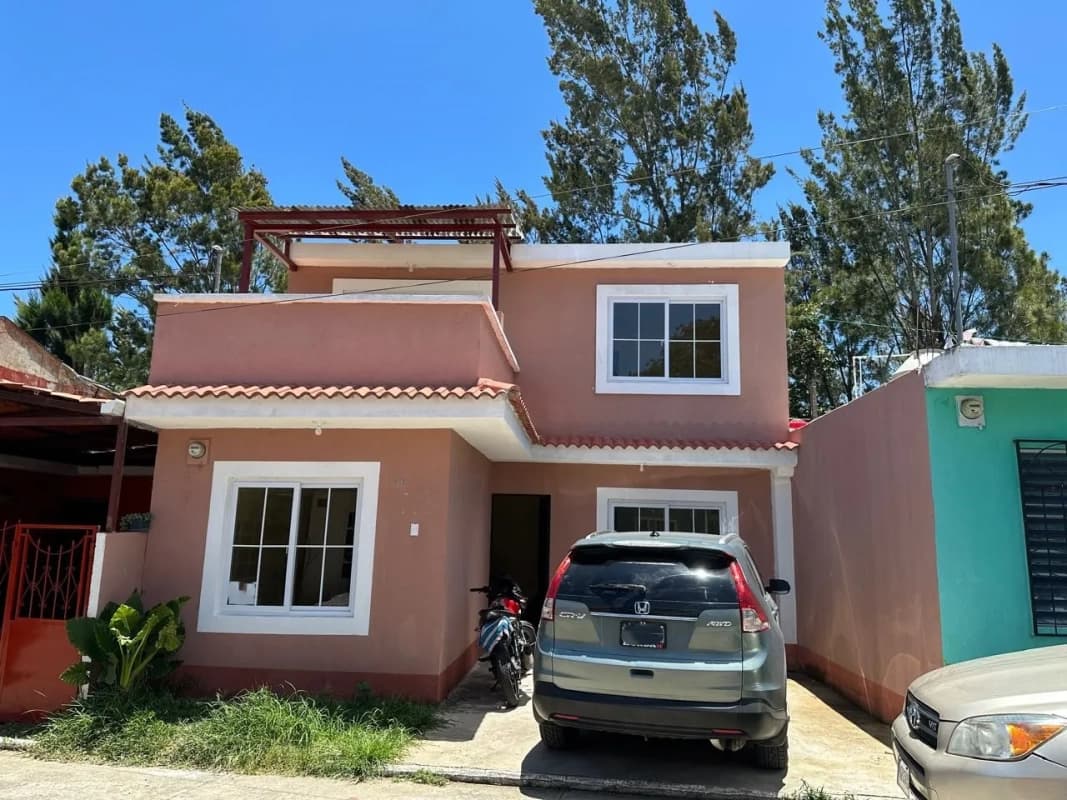 CASA EN VENTA EN FRAIJANES, DENTRO DE GARITA, KM 27