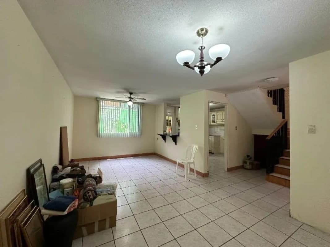Casa en Venta Km. 10.5 Carretera al Atlántico, Condominio Casa Grande