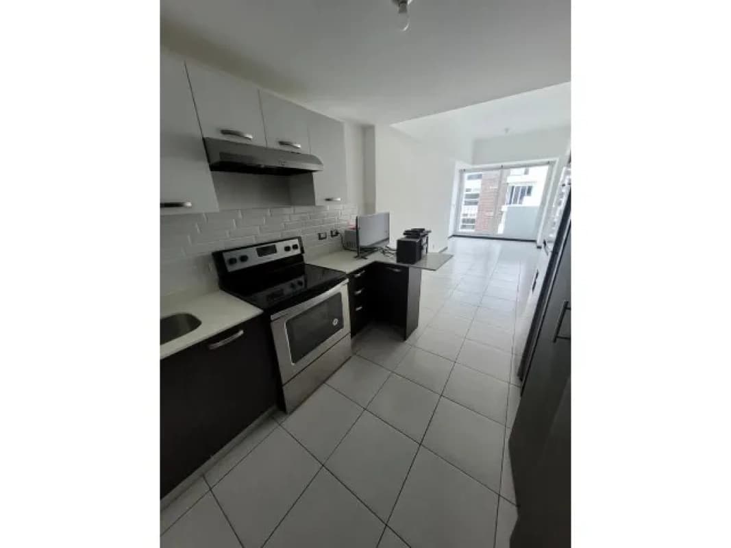Apartamento en Vistas de la Floresta, El Naranjo