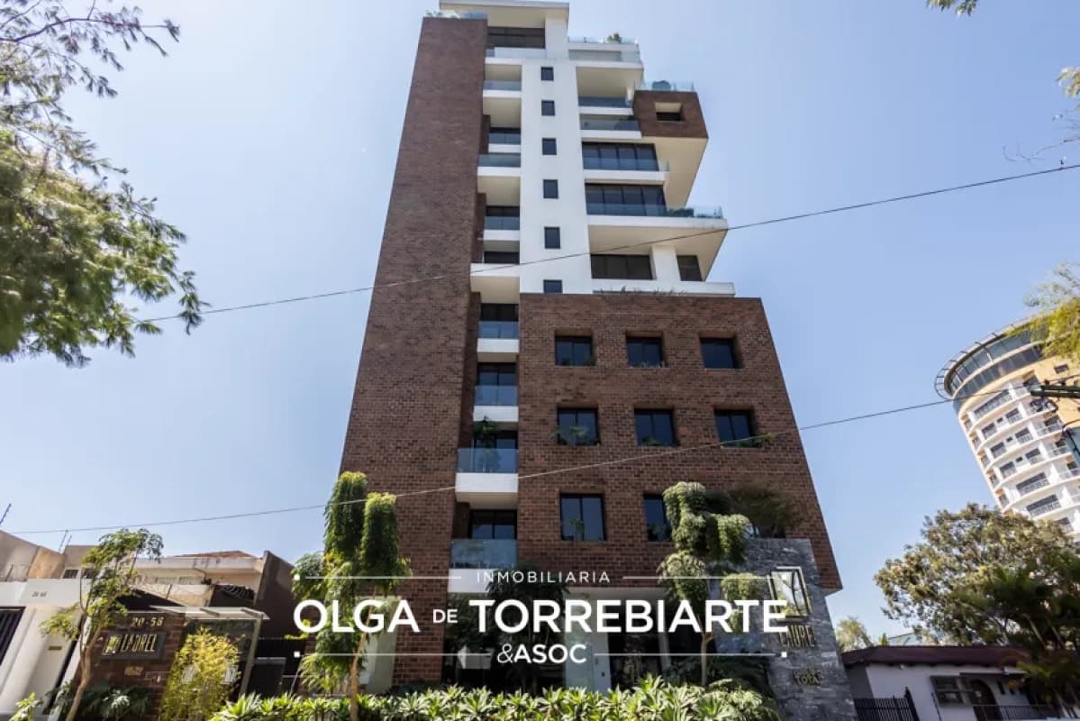 Apartamento en Edificio Laurel, Zona 15