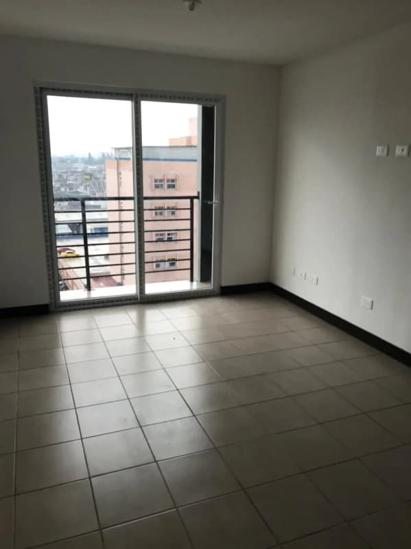 Venta apartamento Torre Martí zona 6