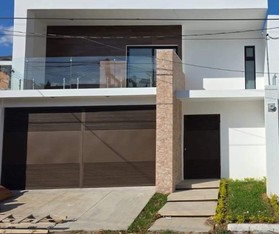 CASA NUEVA EN VENTA EN SAN CRISTOBAL LAS TRES CEIBAS