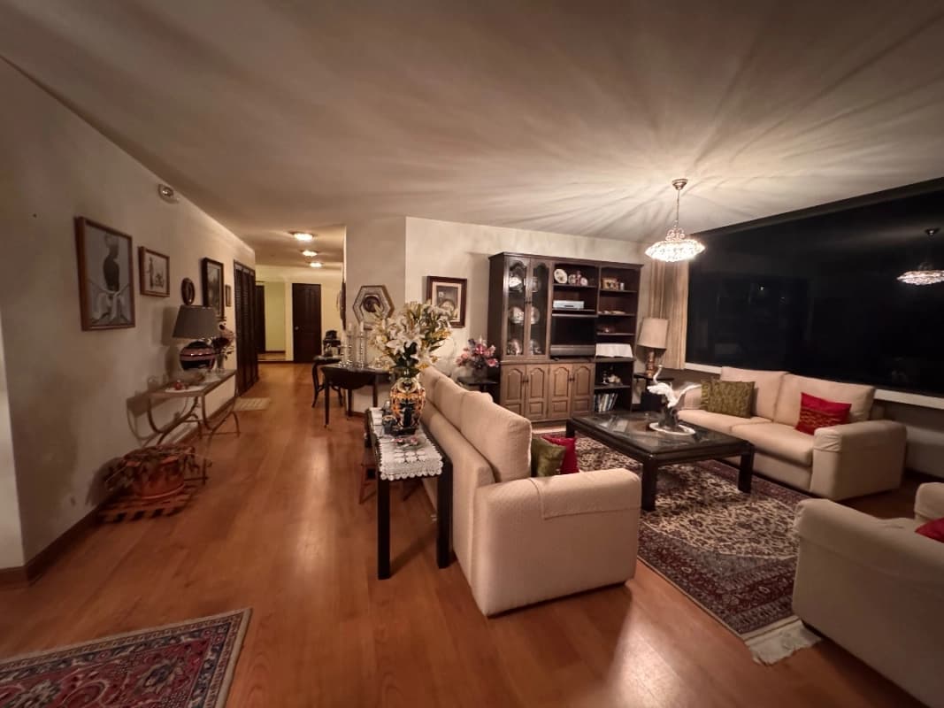 ALQUILER apartamento Villa Vistana Zona 14