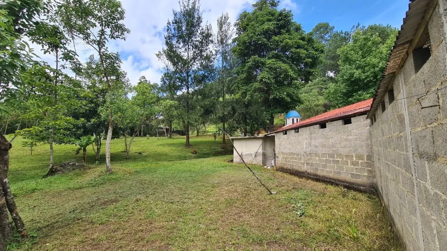 TERRENO COMERCIAL DE 1 MANZANA  ENTRADA DE COBÁN, ALTA VERAPAZ