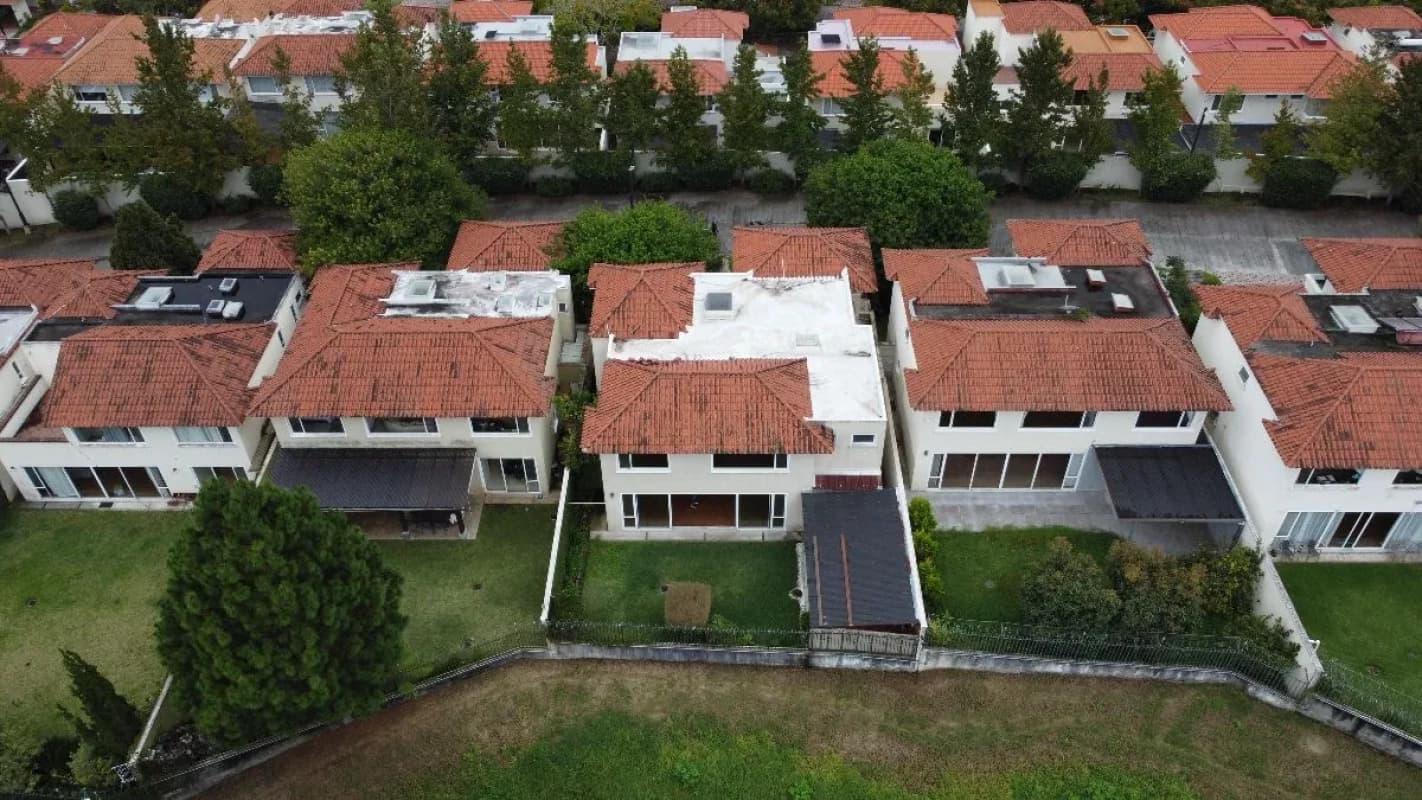 CASA EN VENTA CARRETERA AL SALVADOR PORTAL DEL BOSQUE ll