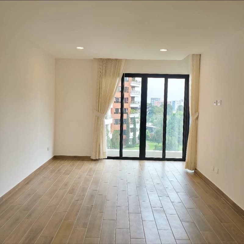 ALQUILER DE APARTAMENTO ZONA 14 PARQUE 14