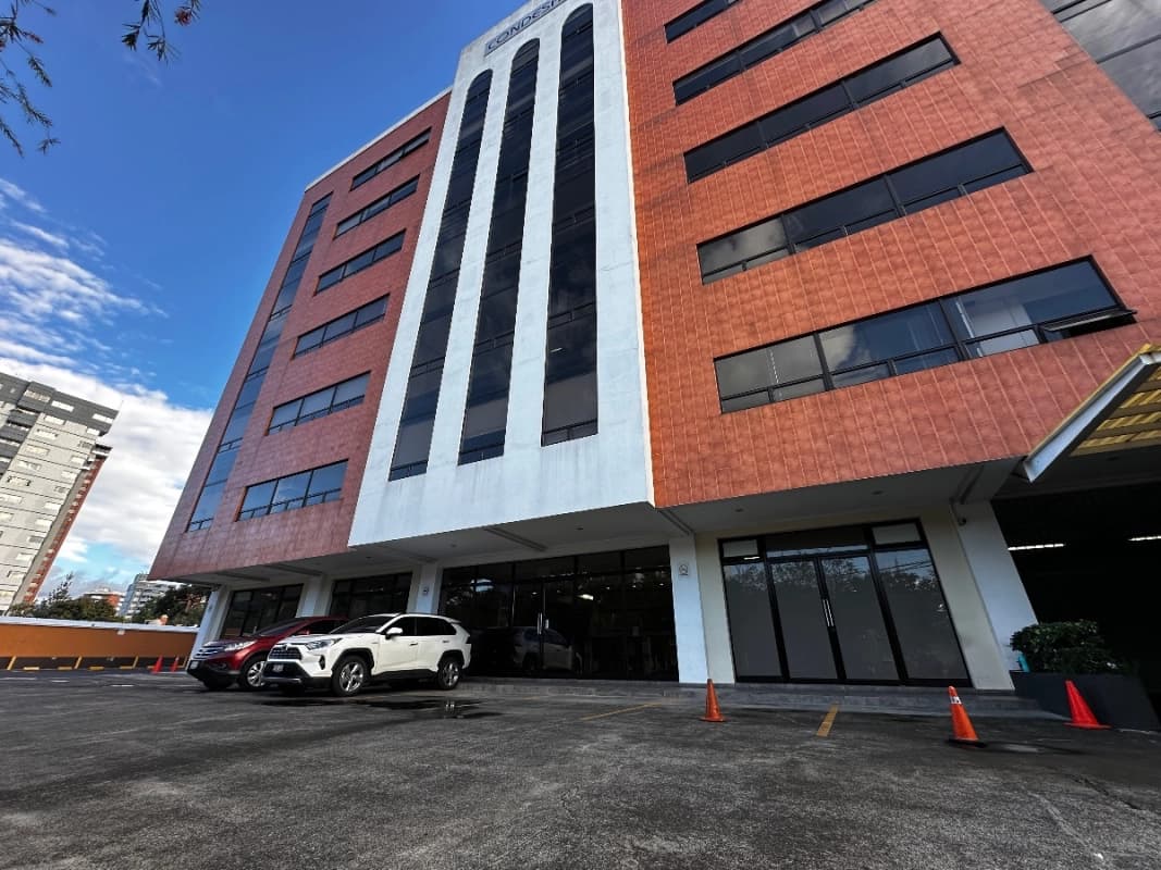 Edificio Condesa II zona 13, alquilo oficinas