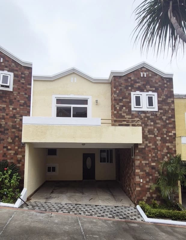 Casa en Venta zona 7 MIXCO ALTOS DEL ENCINAL II