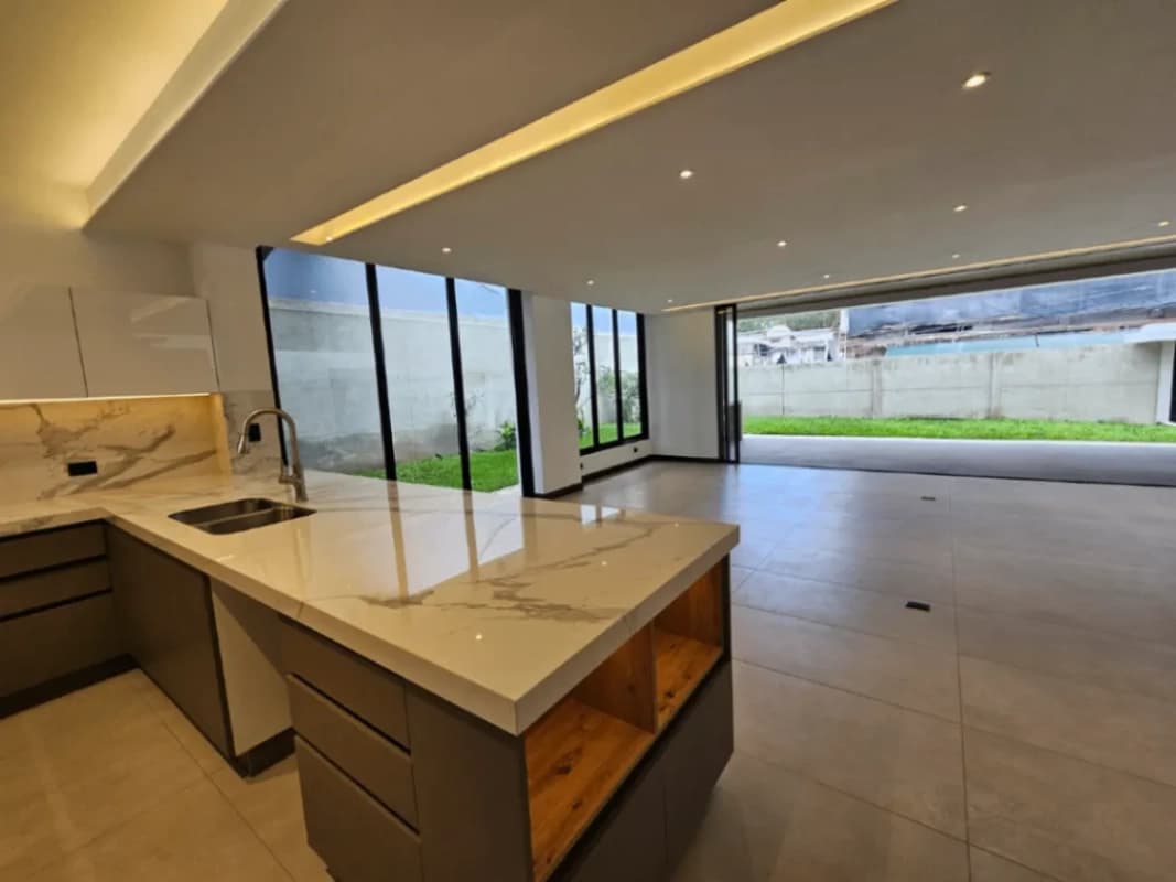 Casa en Zona 13