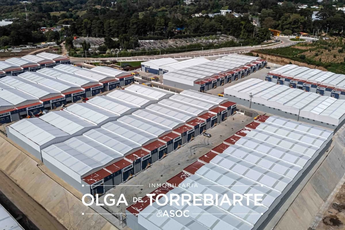Bodega en Parque Industrial CAES  27