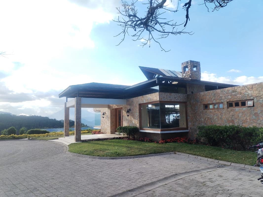 Terreno en Venta Residencial El Recreo Santa Elena del Lago, Km. 32.5 carretera a Santa Elena Barillas / EN DIRECTO