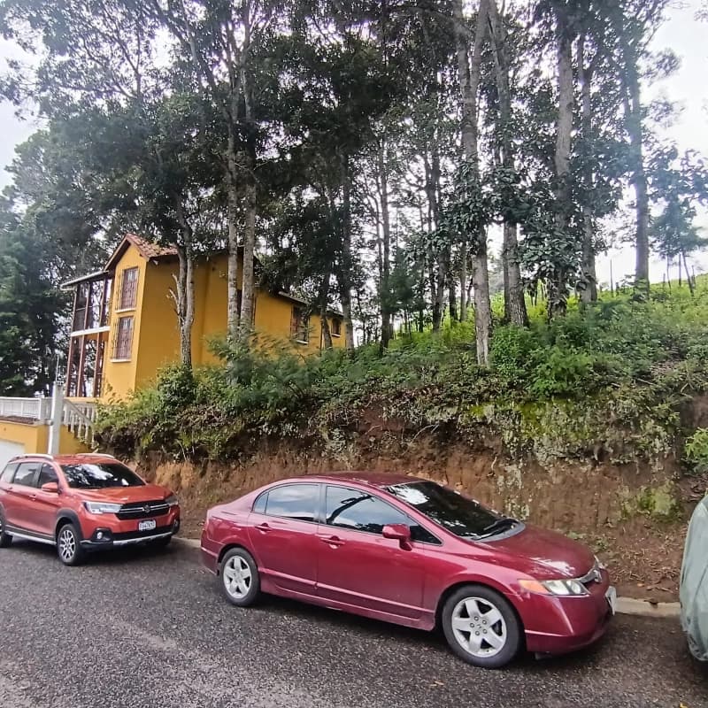 TERRENO A LA VENTA EN TORRE DE ALTA VISTA EN SAN PEDRO SACATEPÉQUEZ