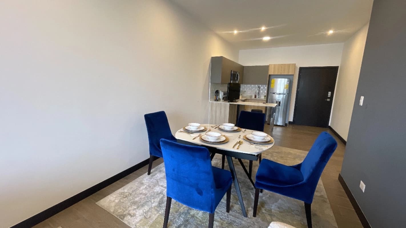 Lindo Apartamento Amueblado en renta o venta en Diago Seis