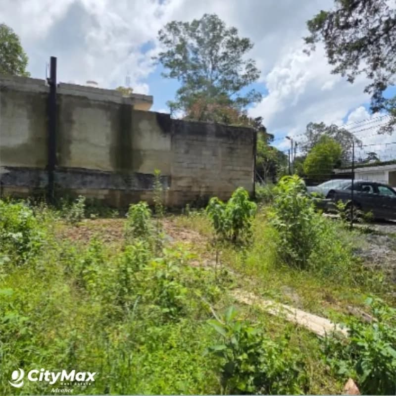 Vendo Terreno en zona 16 La Montaña