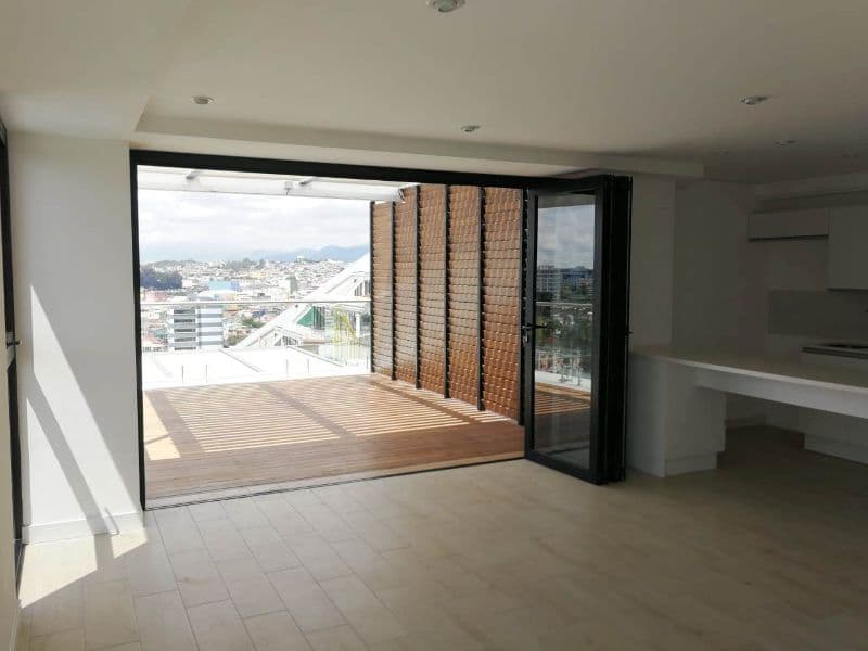 QUO  zona 4, APTO CON TERRAZA