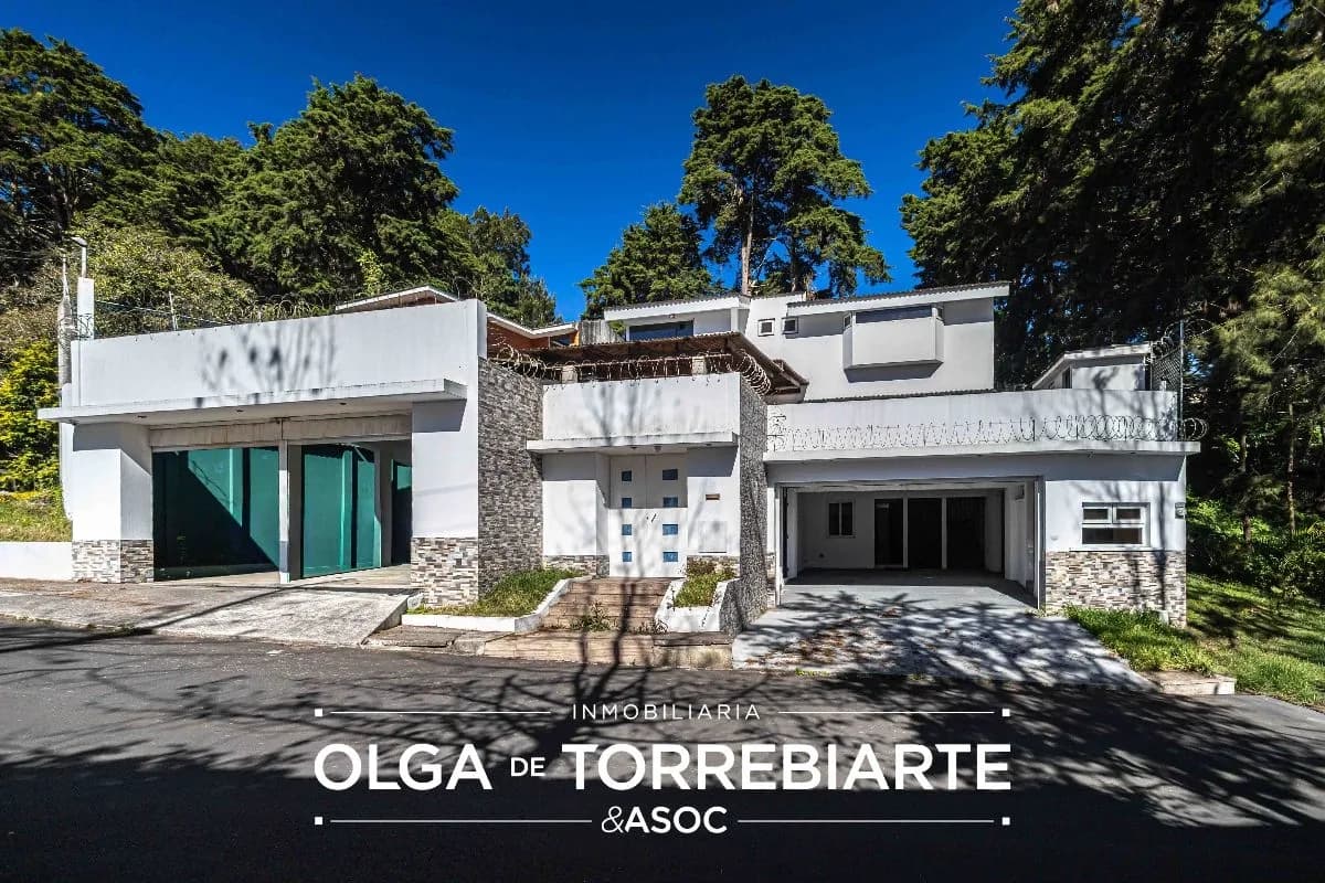 Casa en Condominio La Encantada, Carretera a El Salvador