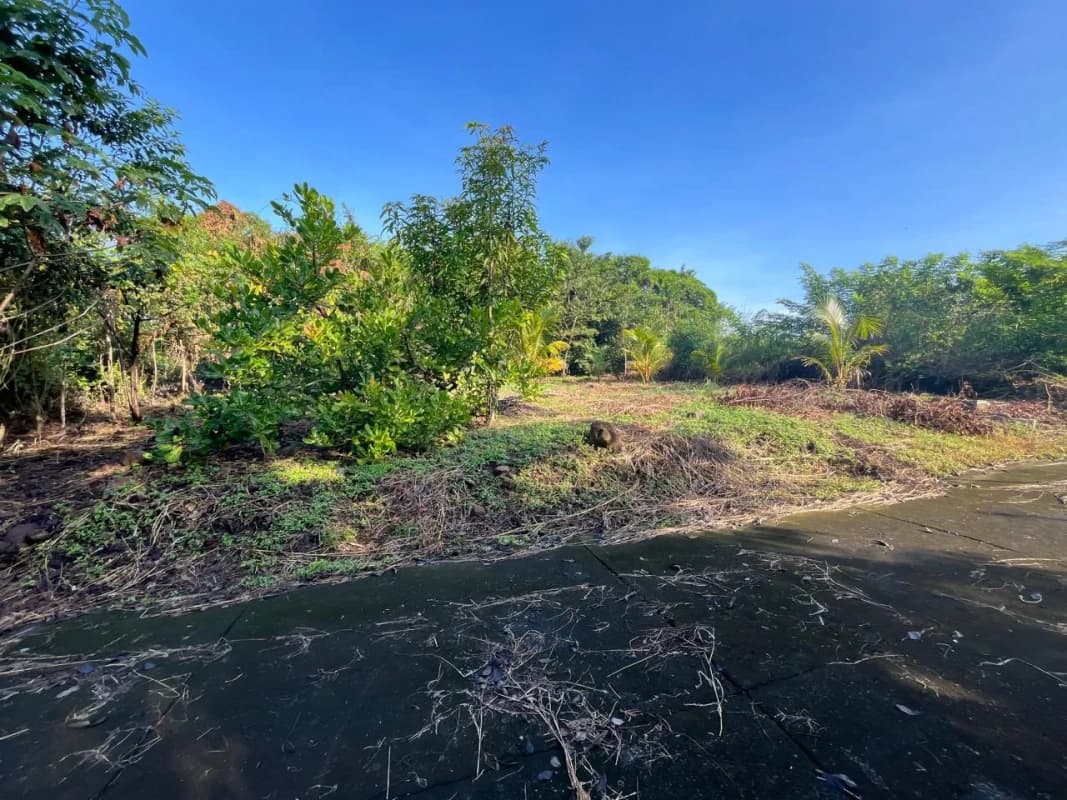 Terreno en Venta - La poderosa - Km 77 Autopista a Pto. Quetzal.