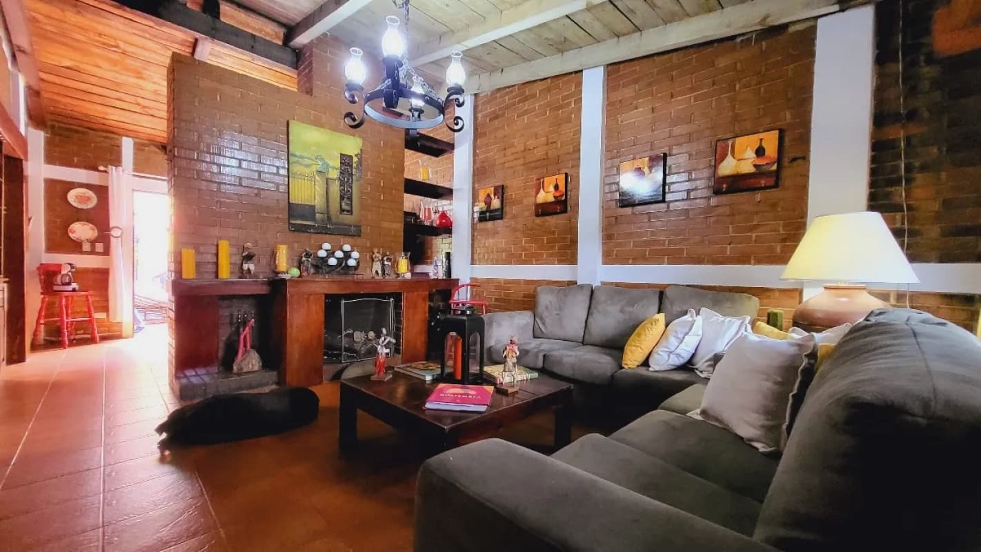 CASA EN VENTA EN ZONA 2 DE MIXCO COL. ALVARADO