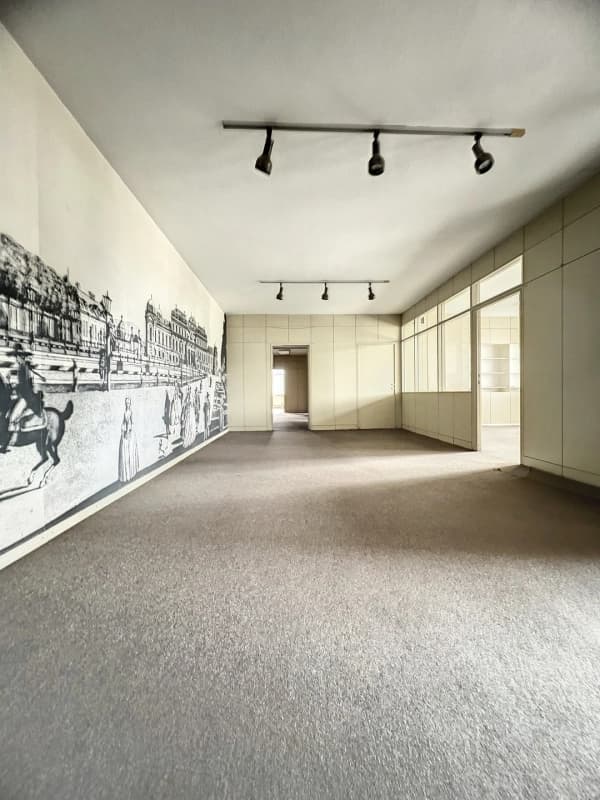 PLAZA MARÍTIMA / Oficina en Venta, zona 10