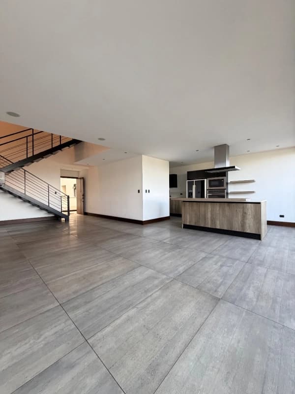 Apartamento de 2 Niveles Venta / Re– Zen Cayalá, Zona 16
