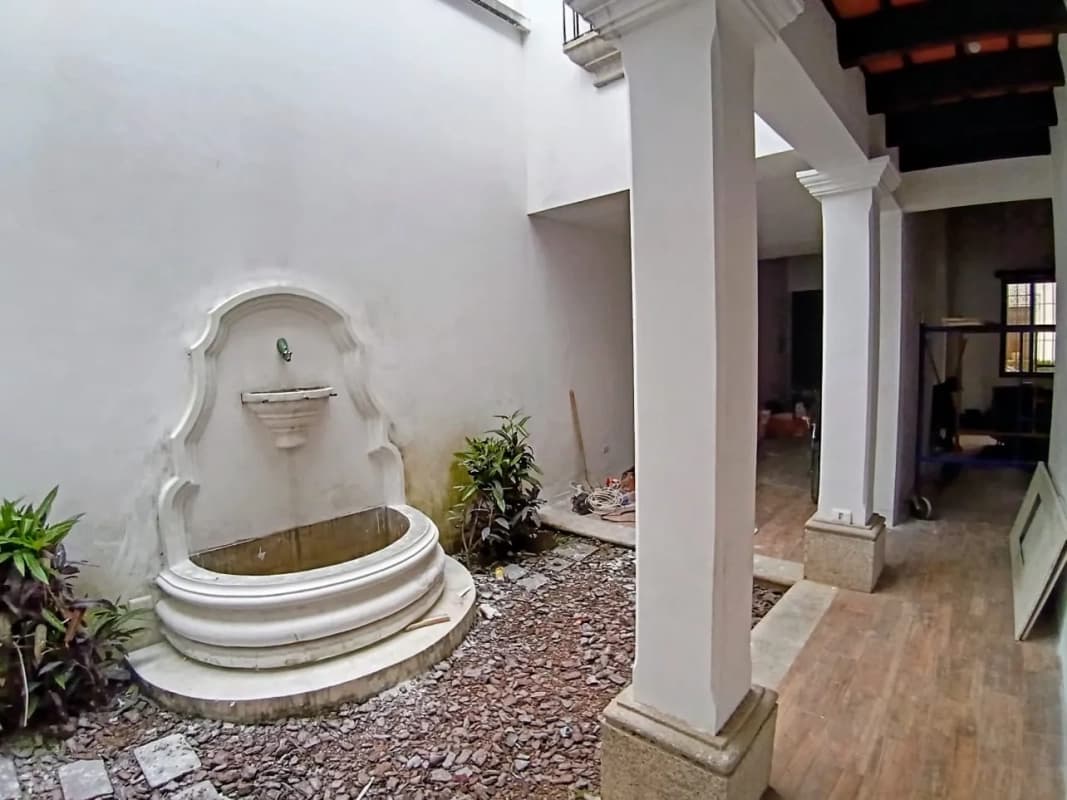 LINDA CASA EN VENTA EN ALREDEDORES DE EL CALVARIO - EN CONSTRUCCION EN PORTAL DE ANTIGUA