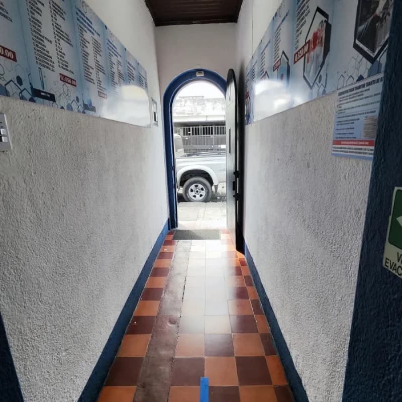 VENDO CASA PARA INVERSION EN ZONA 5