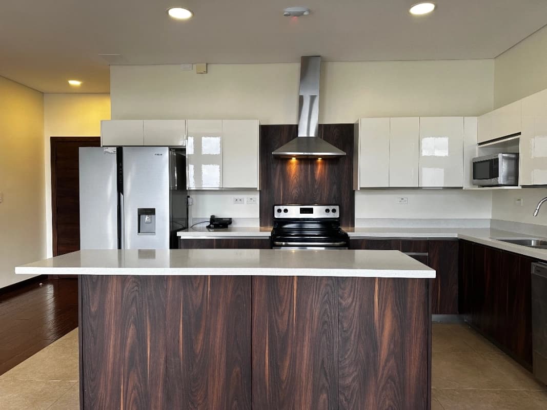Apartamento en venta-Ramblas de Cayalá, Zona 16